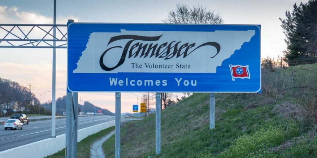 Welcome to Tennessee sign